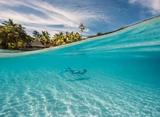 Kokomo Marine Snorkelling Aerial (13)