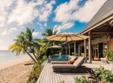 Beachfront Villas01