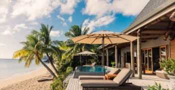 Beachfront Villas01