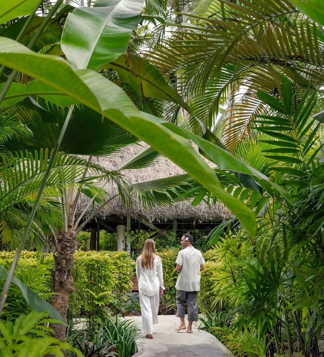 Kokom Wellness Spa Walkways (6)