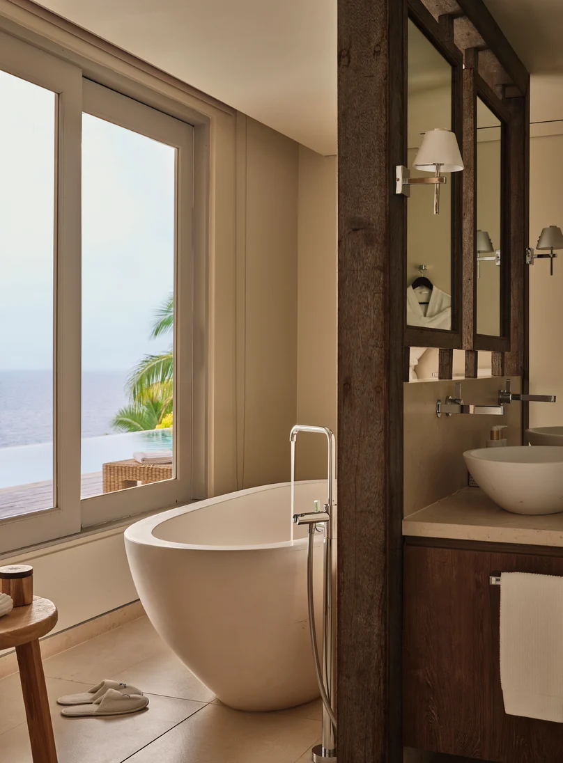 Kokomo PR Accommodation Residences Dravuni Bathrooms RT