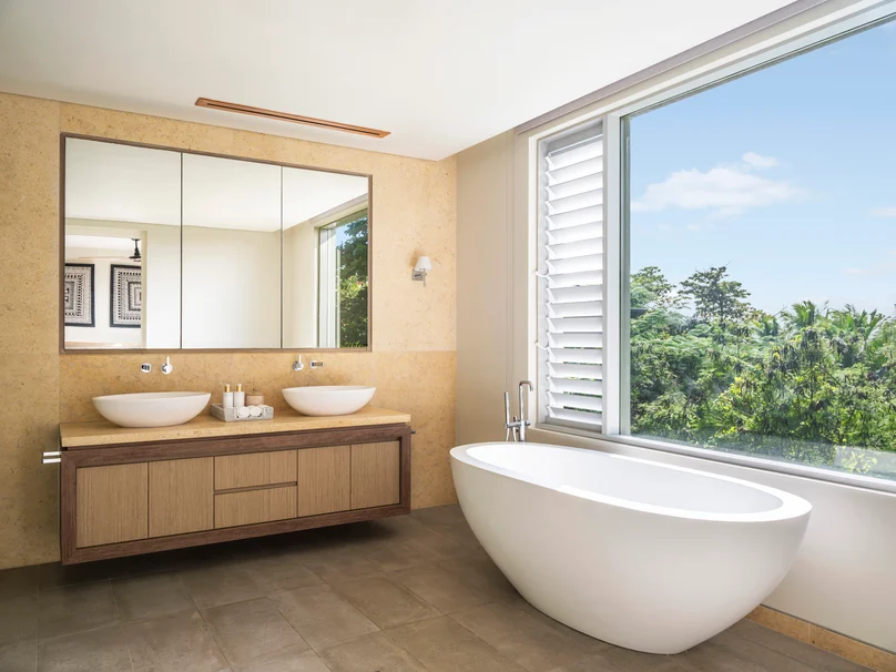 Kokomo Accomodation Residences Bathroom (1)